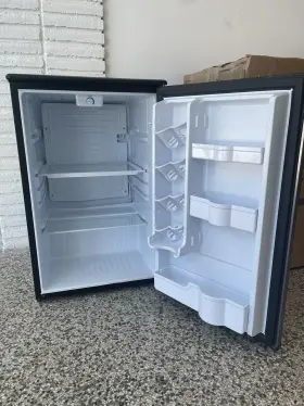 DAR044A4BSLDD-6 DANBY Designer Mini Refrigerator Tall #3 DAR044A4BSLDD-6 DANBY Designer Mini Refrigerator Tall #3